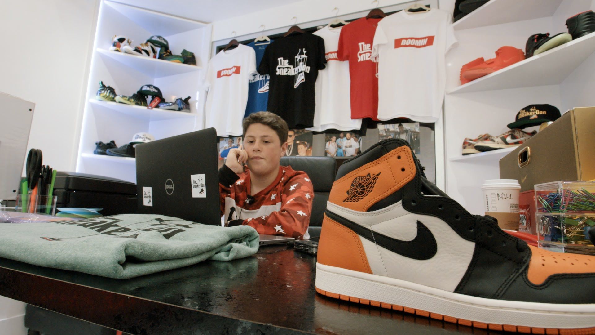 Slovenië massa koper Respect: pas 16 jaar en bijna miljonair met het verkopen van sneakers aan  rappers! | Gewoonvoorhem