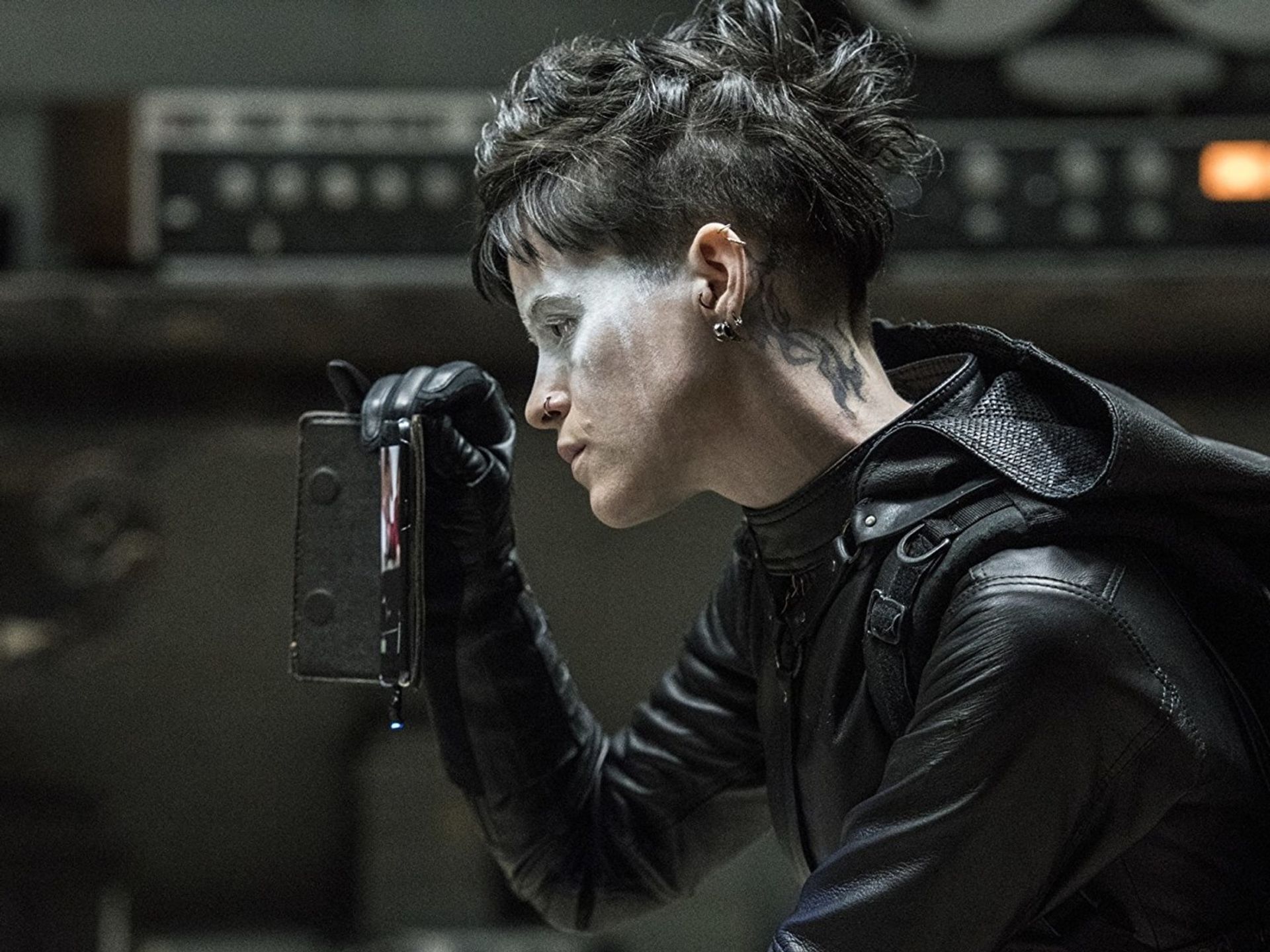 The Girl in the Spider's Web Trailer Claire Foy