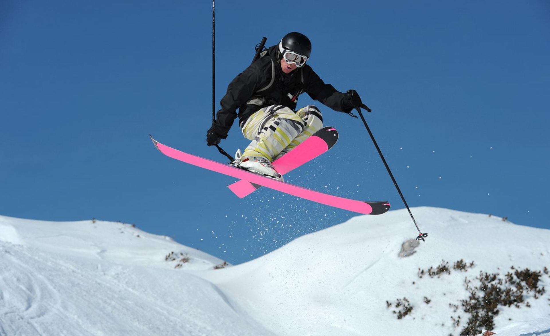 wintersport essentials skier skien gewoonvoorhem