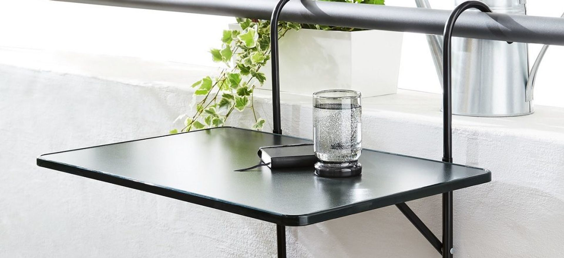 Lam Minimaliseren contrast Deze Lidl inklapbare balkontafel is een must-have voor jouw balkon |  Gewoonvoorhem