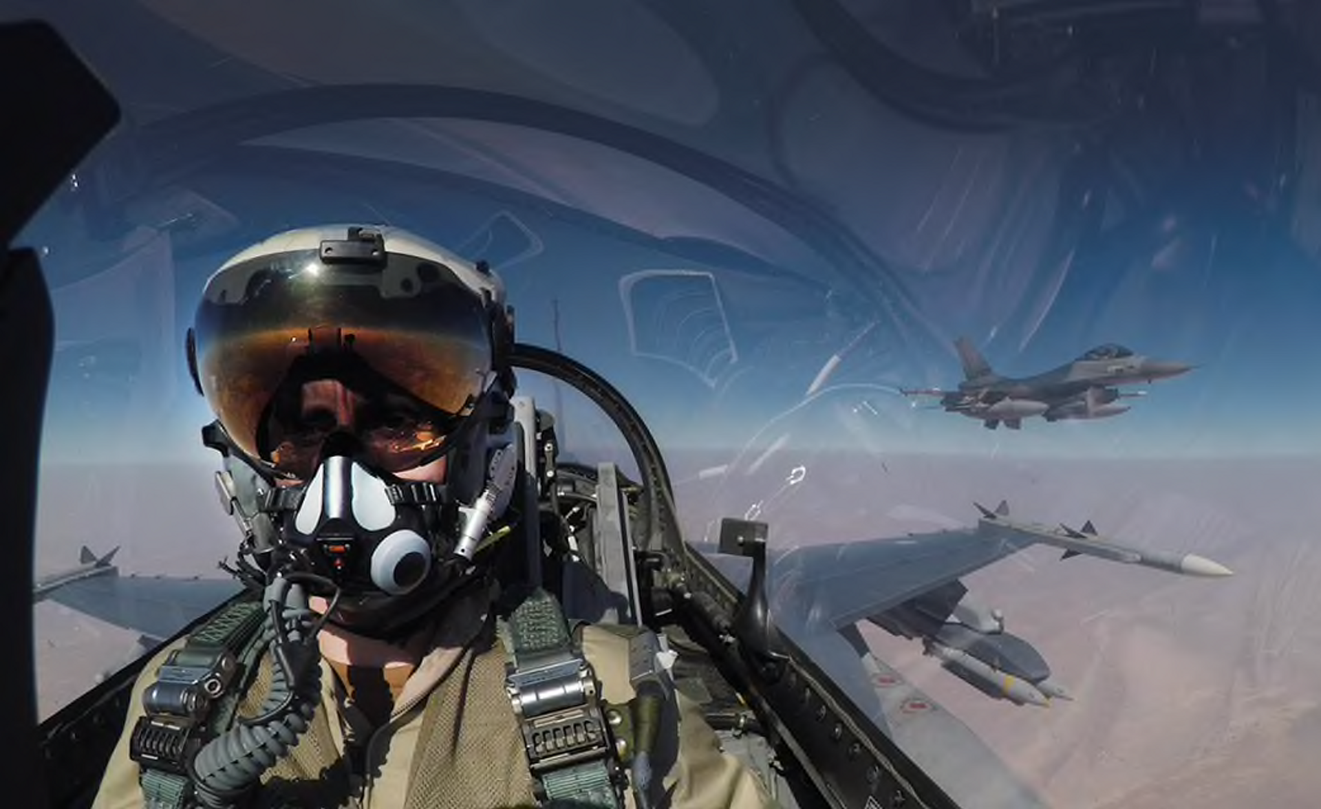Missie F-16: onze strijd tegen terrorisme Gewoonvoorhem
