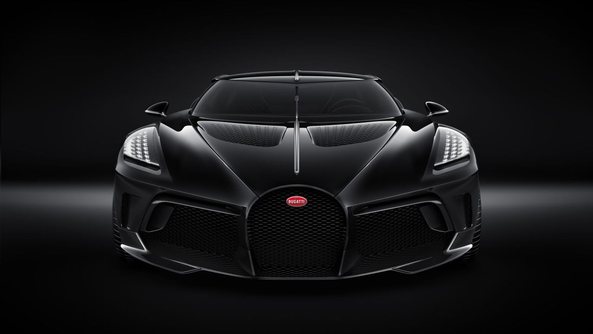 Nieuwe Bugatti La Voiture Noire Gewoonvoorhem