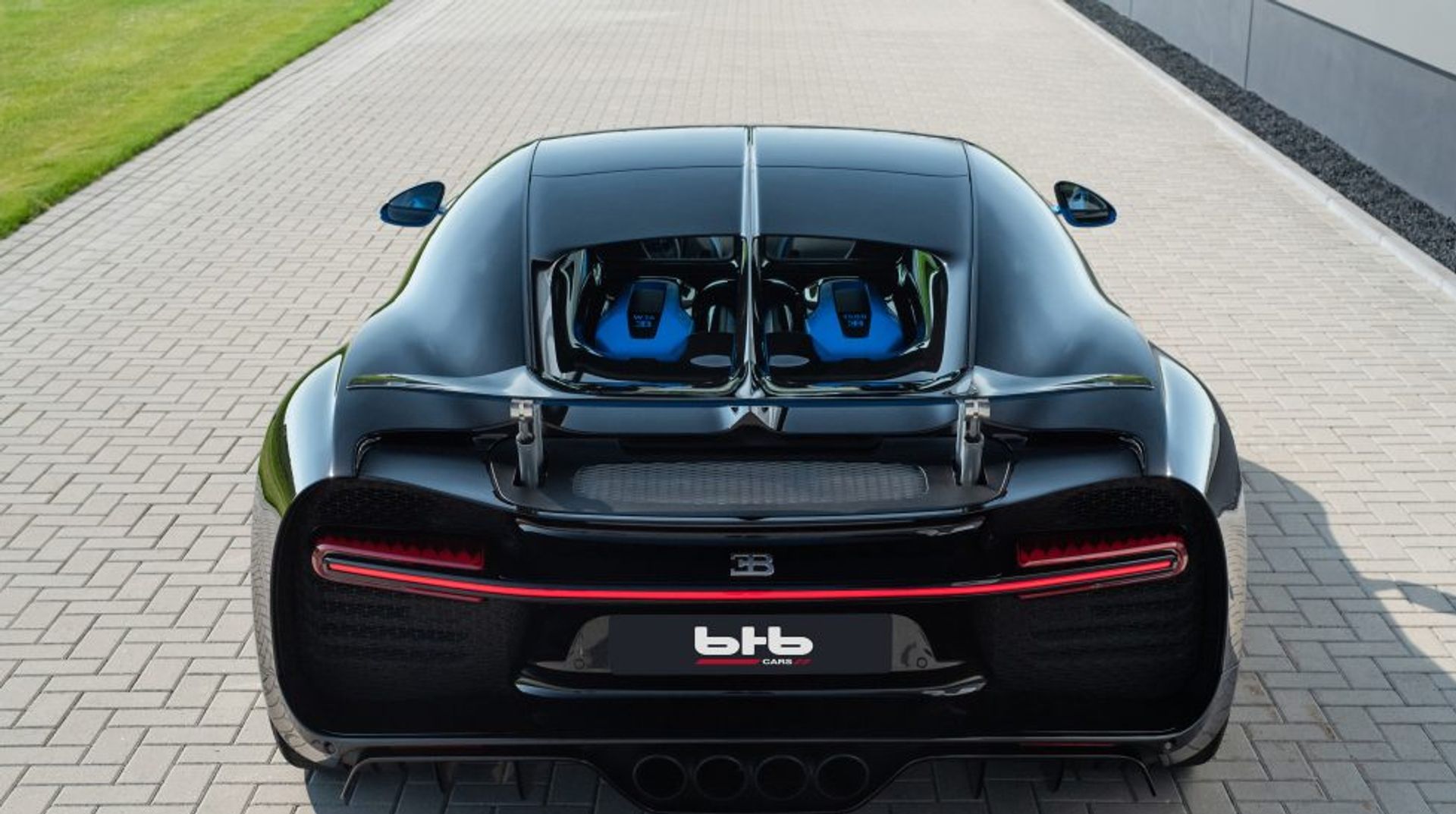 Bugatti Chiron Sport Carbon Black