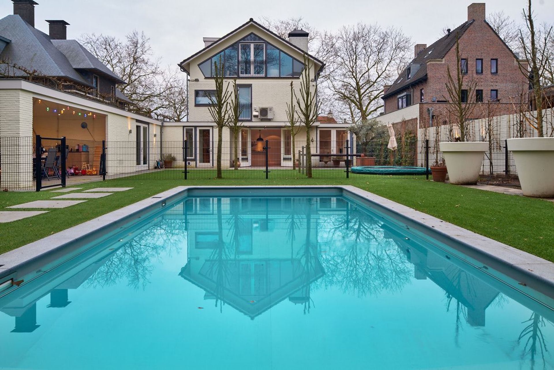 huis met zwembad te koop