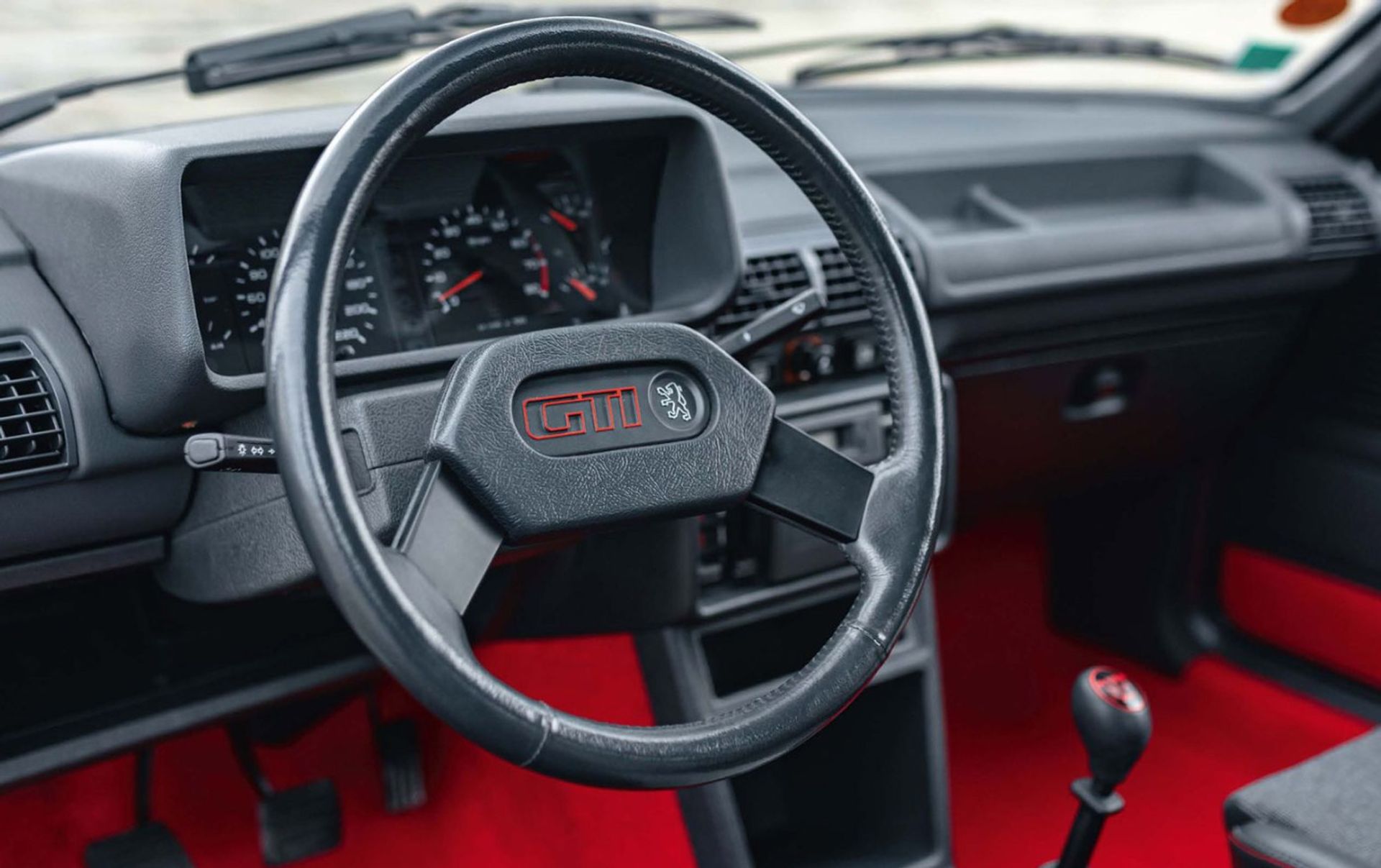 Peugeot 205 GTI veiling verkocht