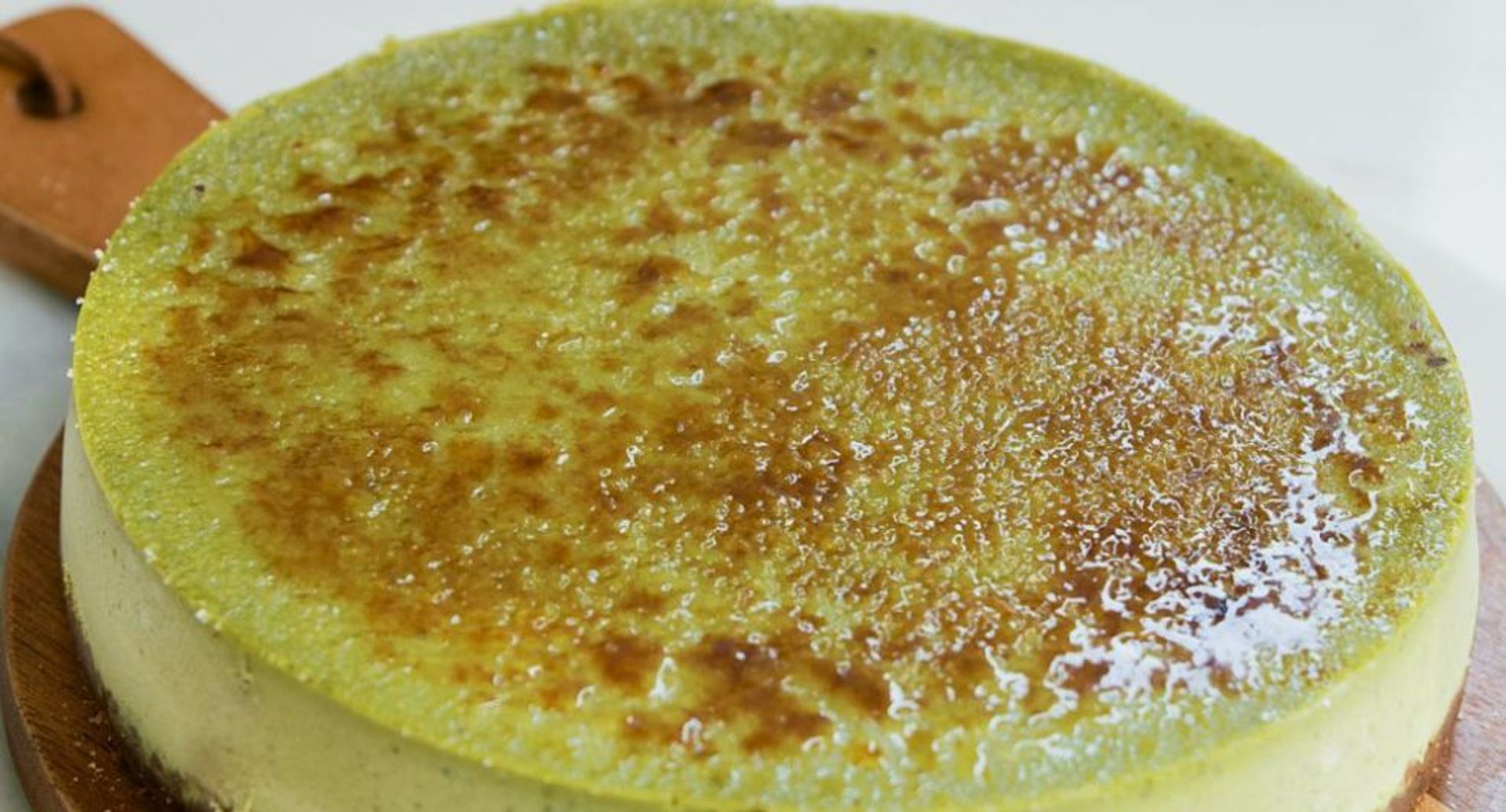 creme brulee matcha cheesecake