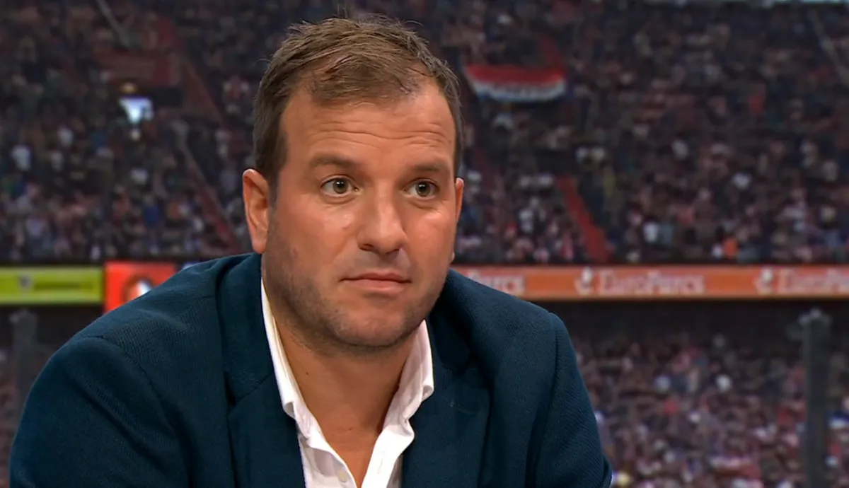 Rafael Van Der Vaart Onder Invloed Op Televisie?: 'Iets Te Lang Op Het ...